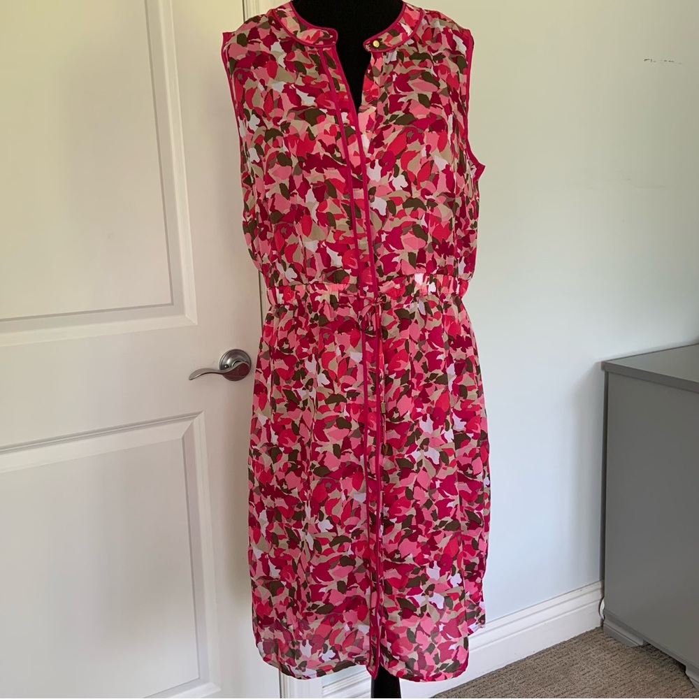 LIZ CLAIBORNE PINK PATTERNED BLOUSON STYLE BUTTONED SLEEVELESS SUMMER DRESS / M